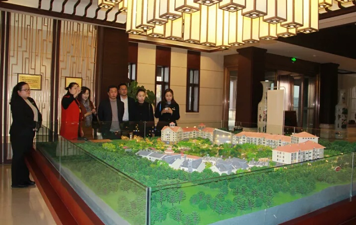 【九九重陽節 濃濃敬老情】觀陵山藝術園林（lín）走進幸福長者匯養老機構慰問