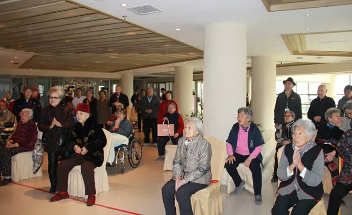 【九九重陽節 濃濃敬老情】觀陵山藝術園林走進幸（xìng）福長者（zhě）匯養老機構慰問