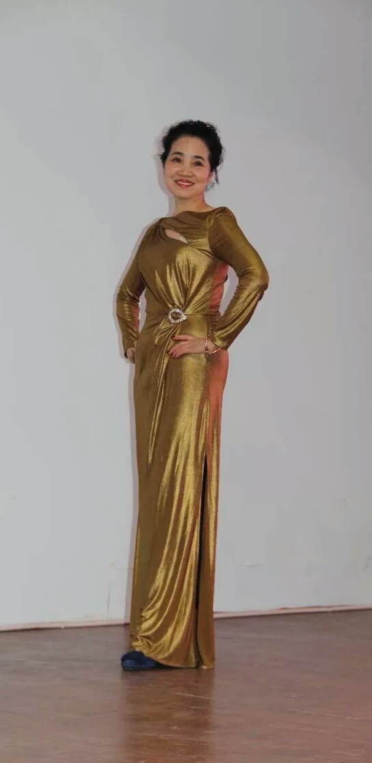 遼寧老年服飾（shì）藝術模特團第二期公開課匯報演出紀實