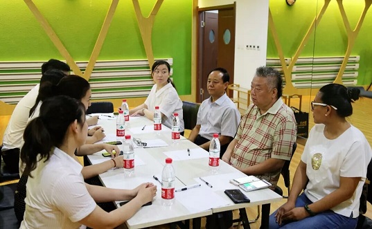 遼發會、遼寧養（yǎng）老服務網二〇一八金秋聯誼活動在營口（kǒu）舉行