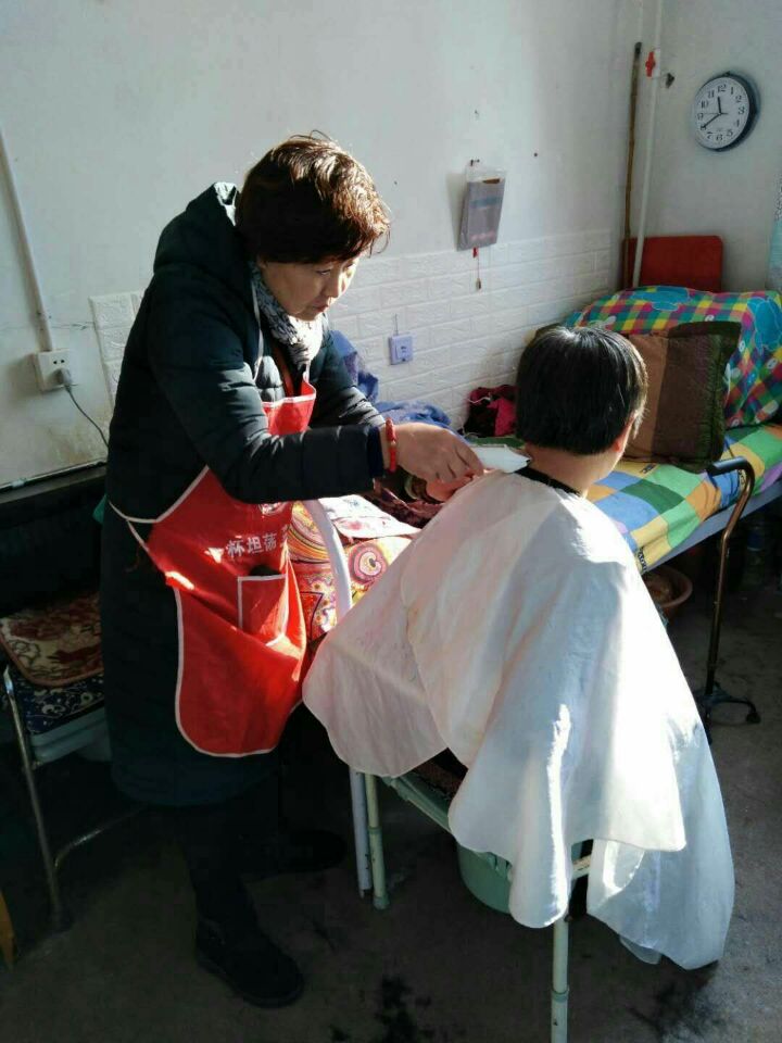 慈心之光（guāng）孝親團的一天