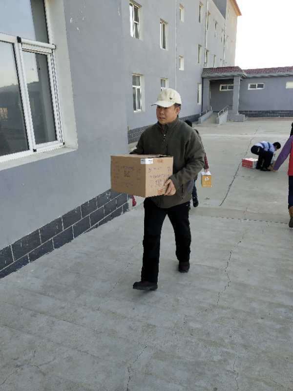 慈心孝親沒有星期天（tiān）