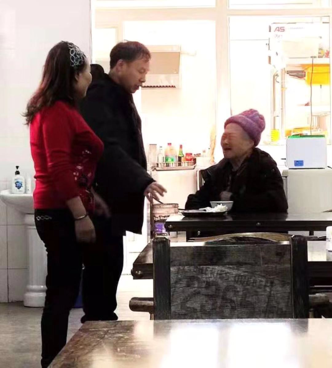 讓養老事（shì）業（yè）恩惠於民（mín） 所到之處造福一（yī）方百姓